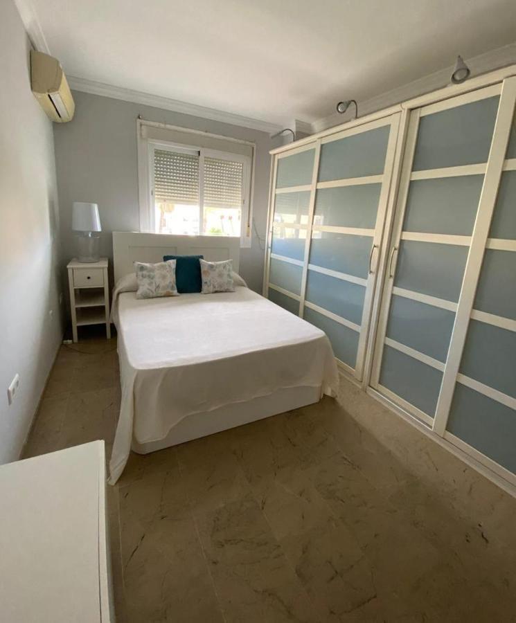 Apartamento Junto Al Puerto Deportivo De Estepona Extérieur photo